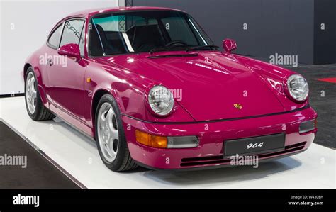 A Porsche 964 (also known as "911 Carrera Stock Photo - Alamy