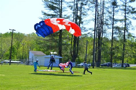 Swan Creek Skydivers Jonesvile Jubilee Jonesville Flickr