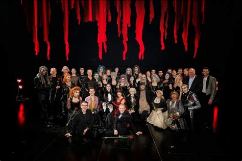 Kultmusical Tanz Der Vampire Feiert Grandiose R Ckkehr In Hamburg