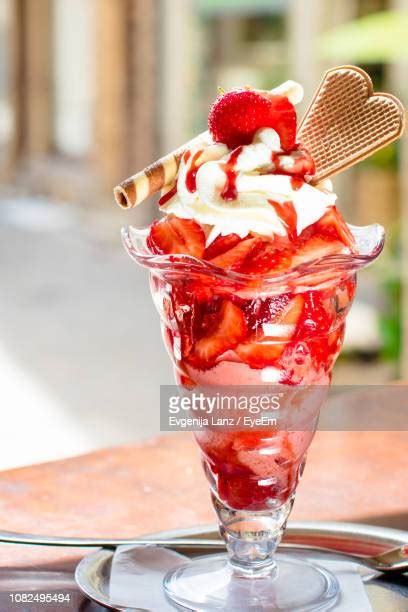 Sundae Glass Empty Photos And Premium High Res Pictures Getty Images