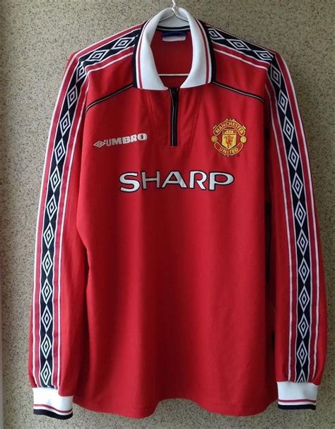 Manchester United Home Football Shirt Sponsored By Sharp