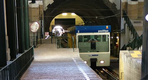 Orari Metropolitana Linea Funicolari E Bus A Napoli Per Natale