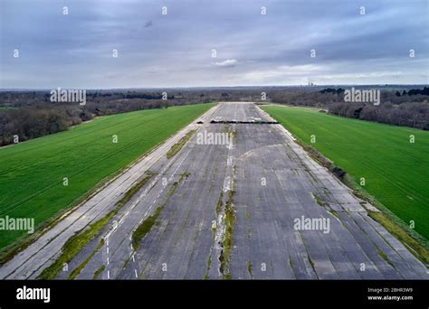 Piste D Atterrissage En Temps De Guerre Banque De Photographies Et D