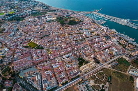 Vista aérea del núcleo urbano de Dénia Dénia