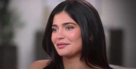 Kylie Jenner Shares Pregnancy Shoot Fans Shocked