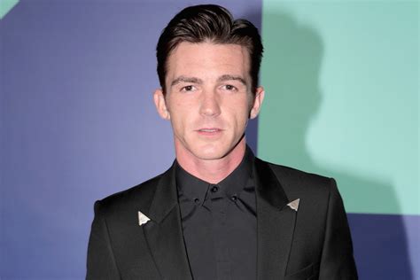 Nickelodeon Star Drake Bell Details Sexual Abuse By Brian Peck