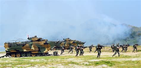 South Korean marines training in Thailand [3799 x 1836] : r/MilitaryPorn