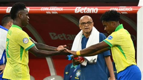 Vinicius Se Disculpa Por El Ko De Brasil Y Endrick Le Defiende Ante