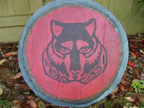 Skyrim Hold Shields 6 Steps With Pictures Instructables