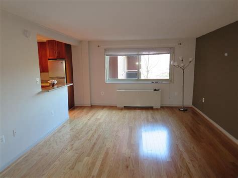 New Hampshire Ave Apt Takoma Park Md Zillow