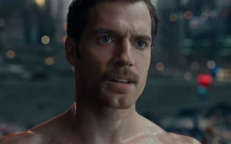 Henry Cavill's Superman Mustache Magically Restored In New Justice League VFX Pro Edit