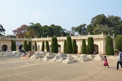 Gumbaz The Burial Chamber Of Tipu Sultan The Tiger Of Mysore