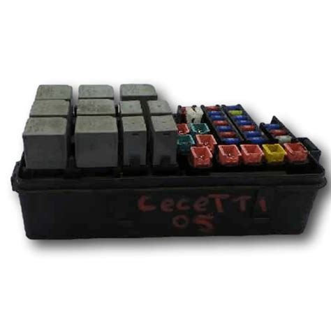 Caja de fusibles módulo de control de cuerpo CHEVROLLET LACETTI ref 050518