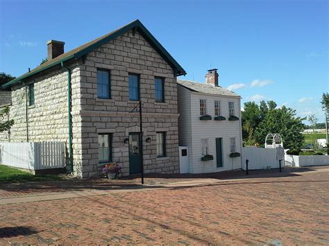 Mark Twain childhood home Photograph by Angela Deiss - Fine Art America