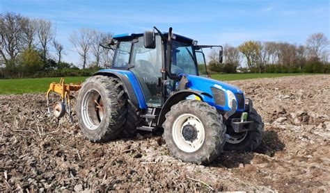 New Holland Tl Caracteristicas Ficha Tecnica España