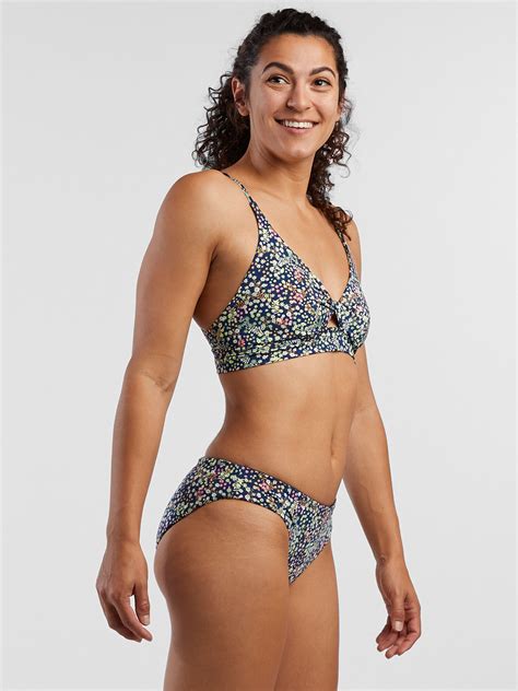 Carve Seamless Bikini Top: Honu - Primrose | Title Nine
