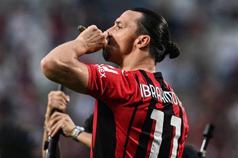 Zlatan Ibrahimovic S Epic Speech After Ac Milan Win Serie A Futbol On