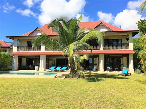 7 Bedrooms Beachfront Villa At Eden Island Seychelles Estate