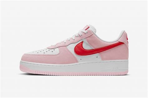 Nike Presenta La Air Force 1 En Versión San Valentín 25 Gramos