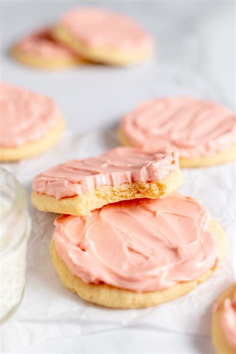 Copycat Crumbl Sugar Cookie Recipe The Pink Cookie