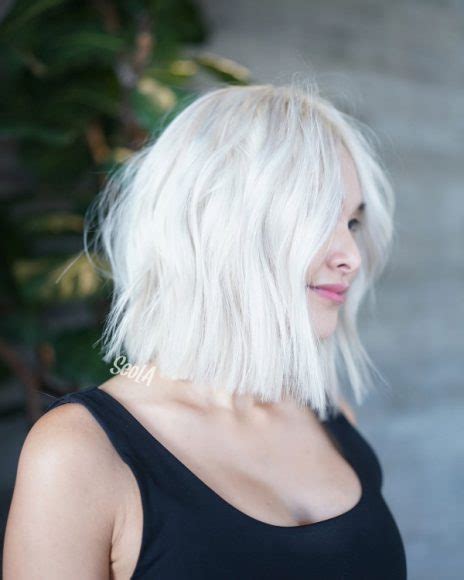 23 Striking Platinum Bob Hairstyles and Haircuts