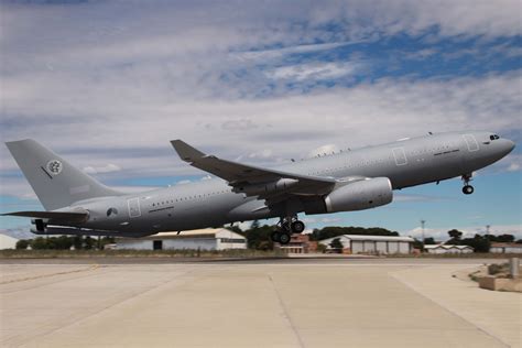 Airbus Entrega Primeiro Avi O Tanque A Mrtt Para A Otan Airway