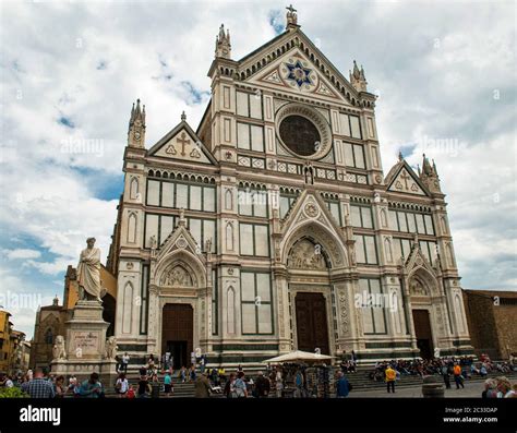 Basilica Of Santa Croce Florence Tuscany Italy Basilica Di Santa