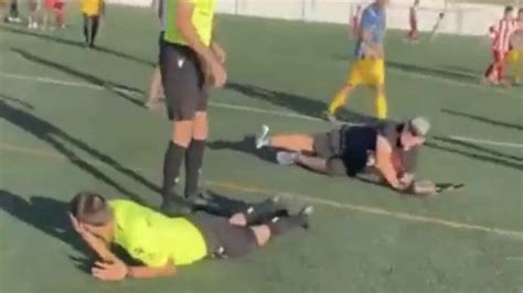 Brutal Agresión De Un Directivo Del Cd Sanlúcar A Un árbitro En Un Partido De Categoría Juvenil