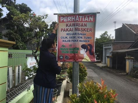 Pemasangan Banner Himbauan Kepada Masyarakat Tentang Covid 19