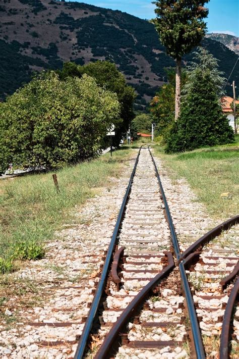 Linea Del Treno Del Calibro Stretto Kalavryta Il Peloponneso Grecia