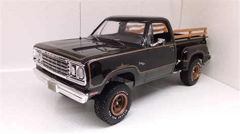 Dodge Warlock Pickup Truck Plastic Model Truck Kit