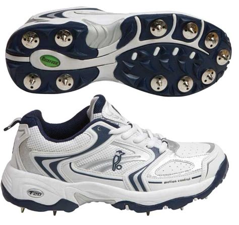 Cricket Shoes & Spikes