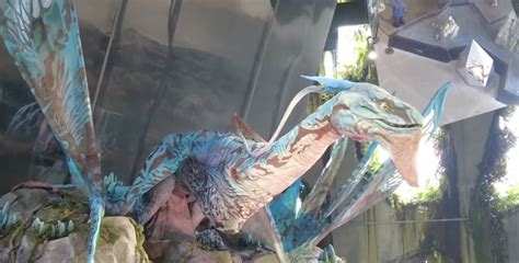 VIDEO: Impressive Banshee Animatronic Debuts at ‘Avatar: The Experience ...