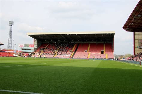 The North Stand At Oakwell Steve Daniels Cc By Sa 2 0 Geograph