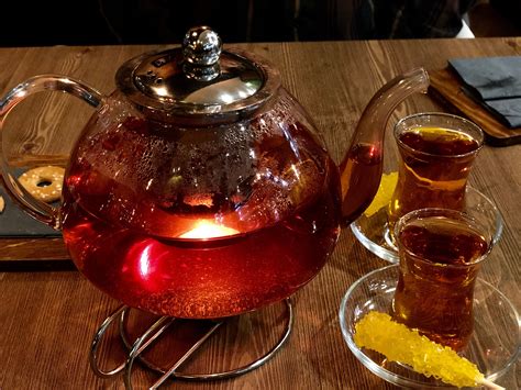 HOW TO BREW PERSIAN TEA | CHAII چایی | Recipe | Persian tea, Persian tea recipe, Saffron tea