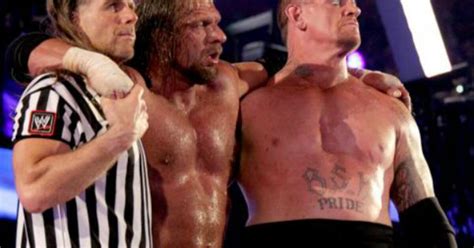 Wwe Revive La Gran Pelea Entre The Undertaker Y Triple H Video