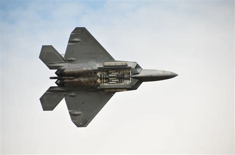 F 22 Raptor Weapons Bay Andrews Afb Jsoh Airshow 2010 F11 Flickr