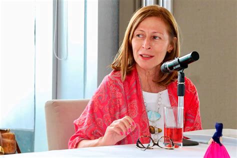 Renuncia Tatiana Clouthier A Su Cargo Como Titular De La Secretaría De