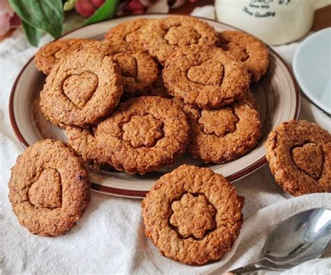 Biscotti Frollini Mandorle Miele E Nocciole Dolce Ricetta Facile