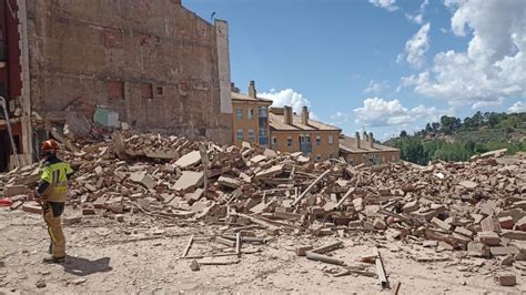 Derrumbe Sin Heridos De Un Edificio De Cinco Plantas En El Centro De