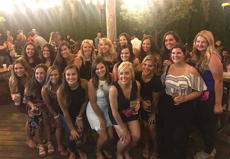 Milwaukee Bachelorette Recap Kissingkellygoodbye Stag And Hen