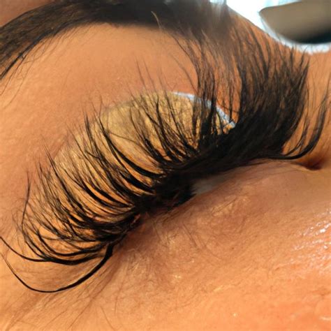 The History And Impact Of Fake Eyelashes How They Were Invented And