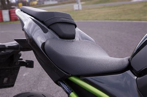 Naked Bike Test
