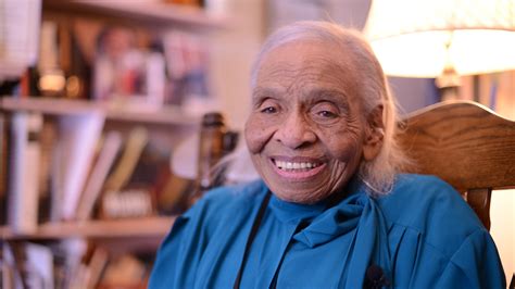 Olivia Hooker The First Black Woman To Enlist In The Coast Guard Dies At 103