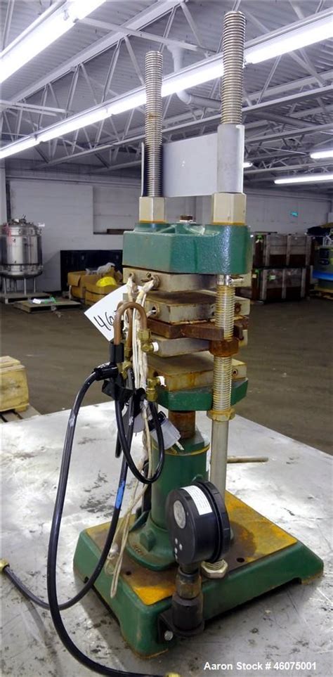 Used Carver Manual Column Hydraulic Laborato