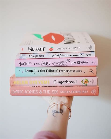 8 Instagram Book Influencers Share Why They Love Bookstagram — And How They Get The Perfect Photo