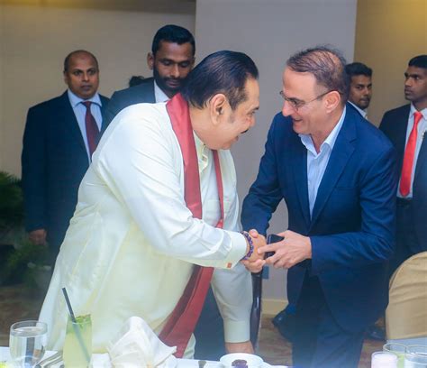 Former President Mahinda Rajapaksa Hosts Iftar To Heads Of Islamic