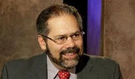 ray suarez net worth career salary married wife kids