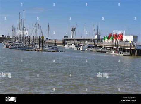 Maritim Nordsee North Sea Cuxhaven Meer Schiffsboje Wasserzeichen