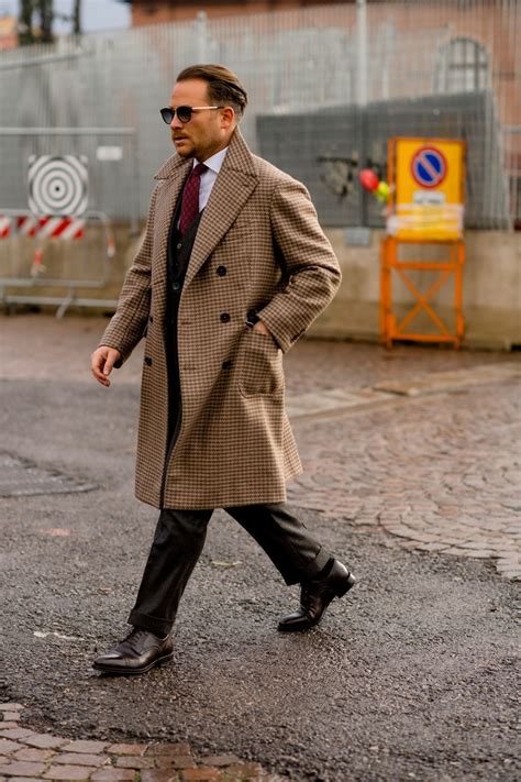 The Best Street Style From Pitti Uomo Aw18 Pitti Uomo Street Style